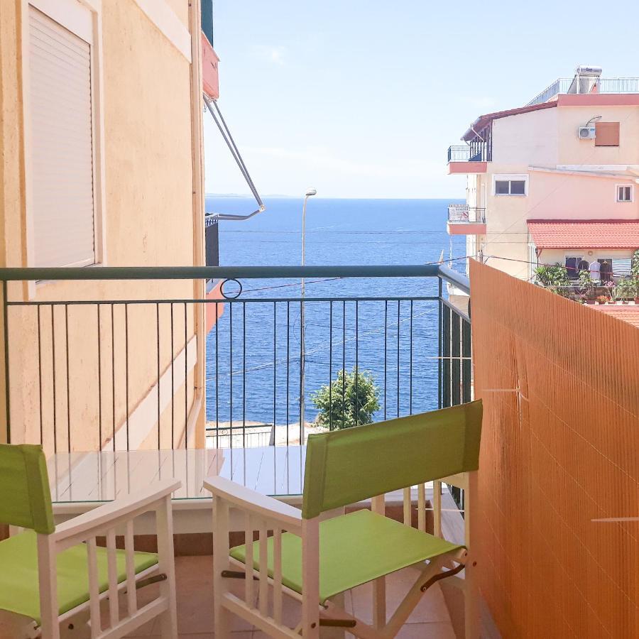 Hotel Sea Breeze Sarandë Eksteriør billede