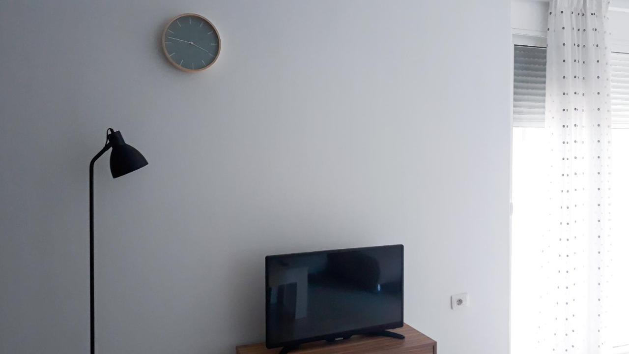 Hotel Sea Breeze Sarandë Eksteriør billede