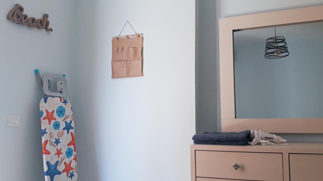 Hotel Sea Breeze Sarandë Eksteriør billede