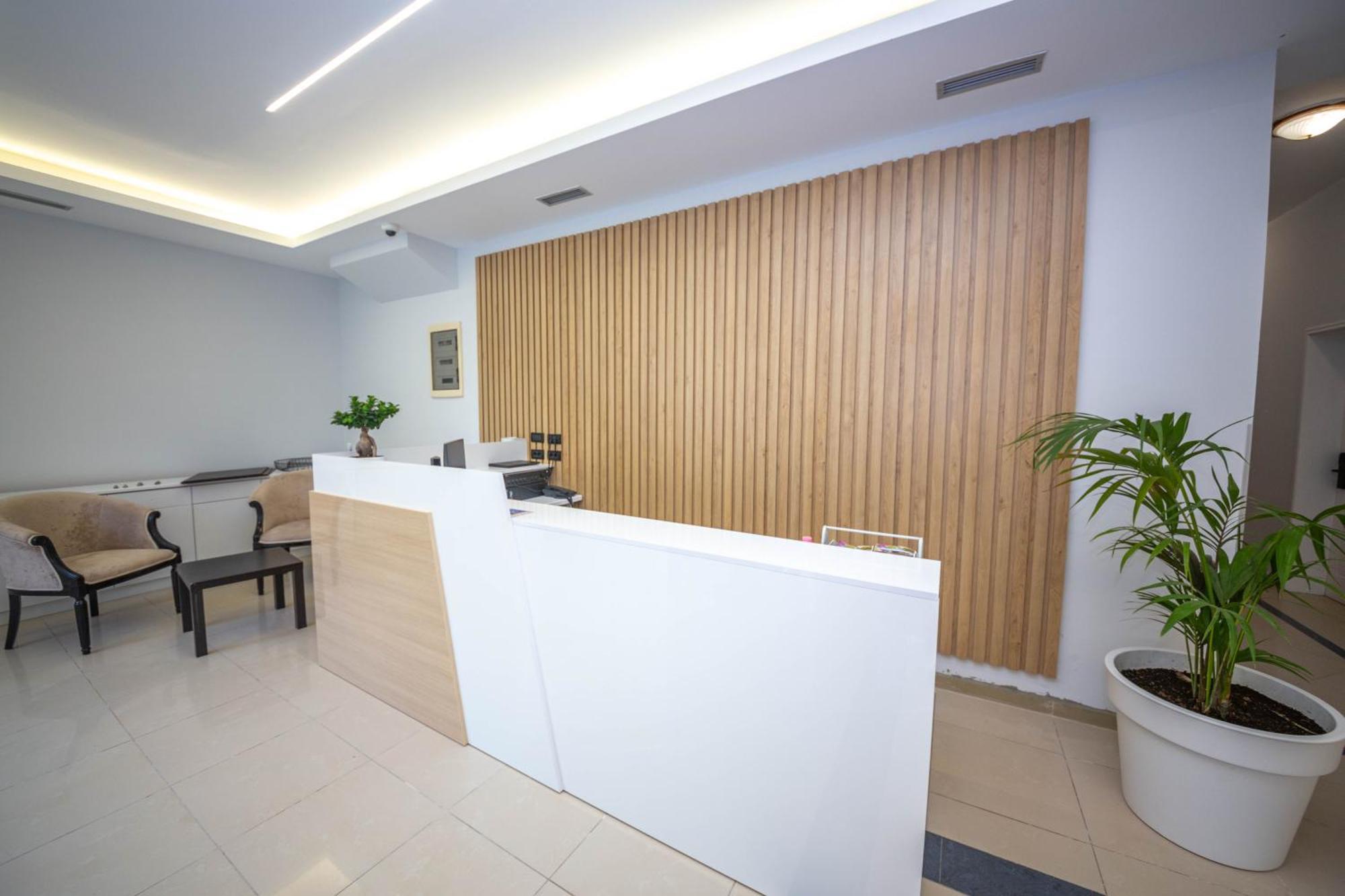 Hotel Sea Breeze Sarandë Eksteriør billede